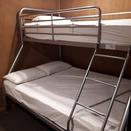 Riverton Holiday Park Экстерьер фото