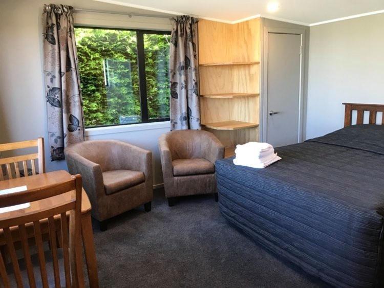Riverton Holiday Park Экстерьер фото