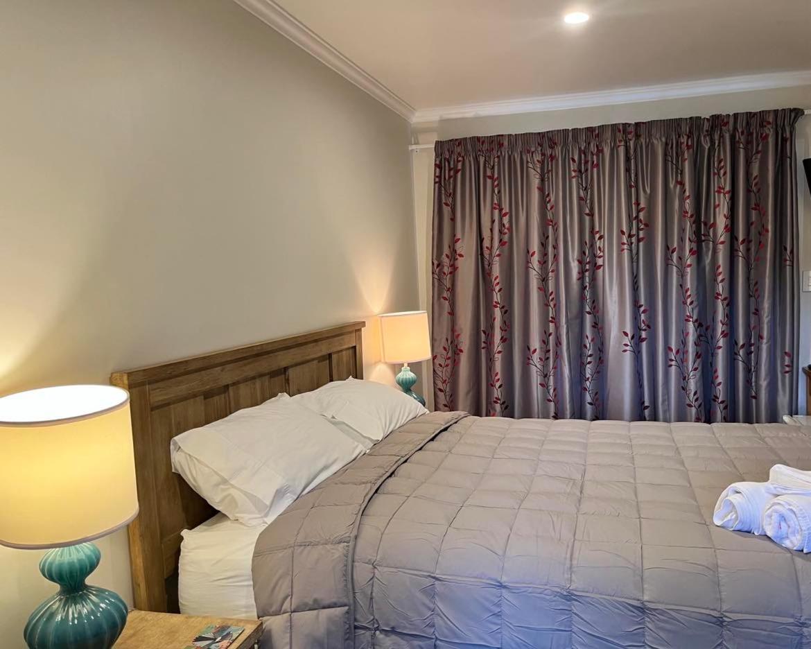 Riverton Holiday Park Экстерьер фото